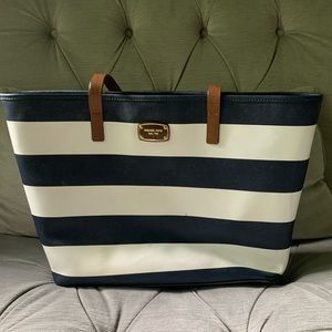 Michael kors tote